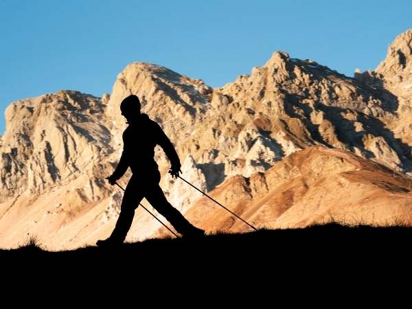 Преимущества горных походов с Nordic Walking